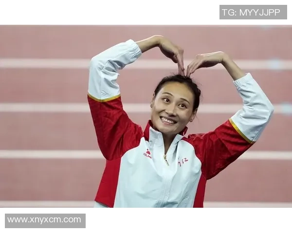 我国又一田径世界冠军退役，亚洲撑杆跳女王挥手告别，美貌实力兼备